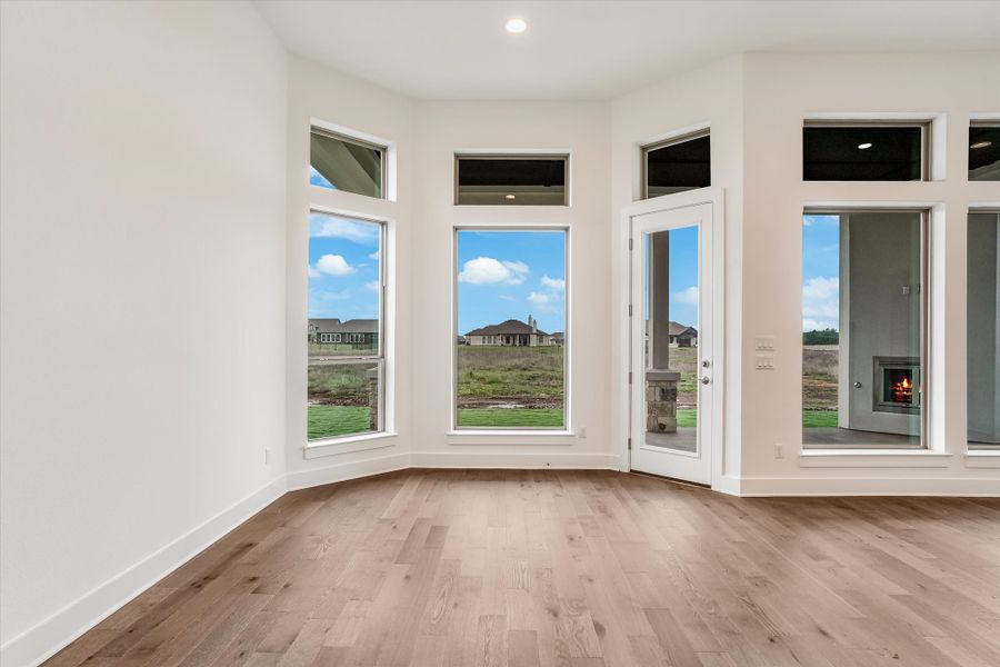 Representative unfurnished interior of a home built from the Bandera II by Giddens Homes in Whispering Wind, Bertram (Image 100).