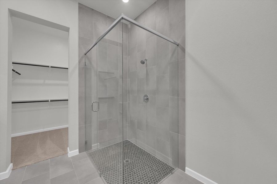 Furnished interior view inside a new home in Summer Place  35', Montgomery (Image 14).
