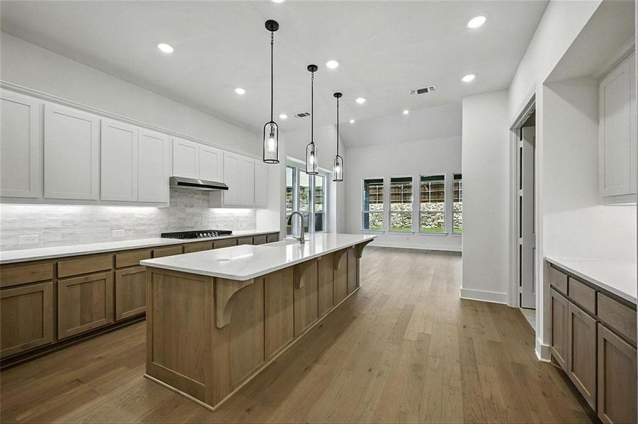 509RedBarnDrCAMBC006 509RedBarnDrCAMBC006