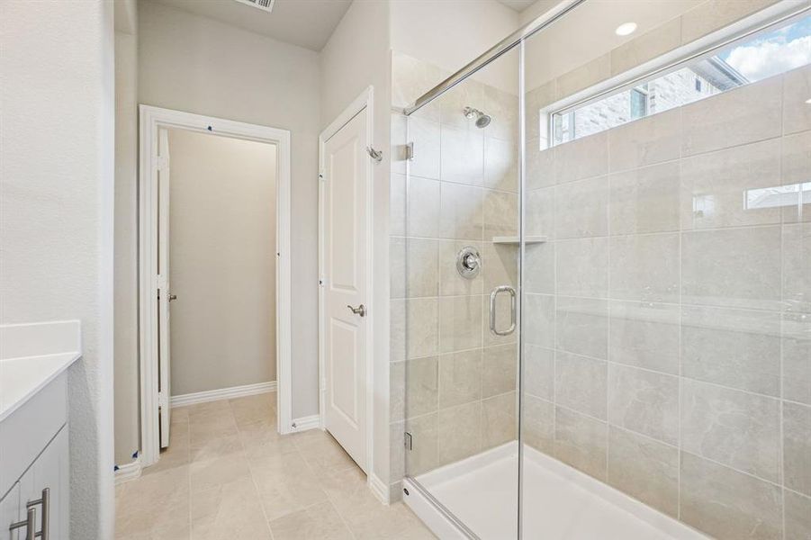 Photo is not of the actual home, but is an inspirational photo of builder’s model home and may depict options, furnishings, and/or decorator features that are not included. Photo is not of the actual home, but is an inspirational photo of builder’s model home and may depict options, furnishings, and/or decorator features that are not included.