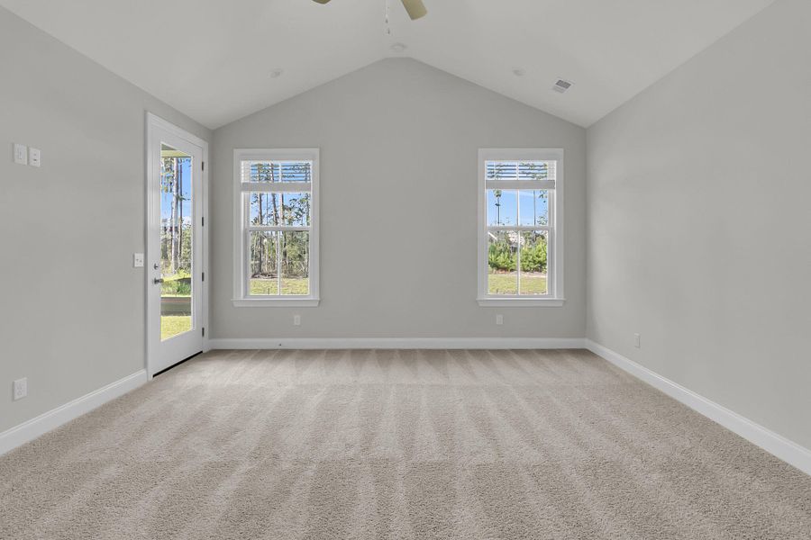 Spacious, unfurnished interior of a new home in Tidewater at Lakes of Cane Bay, Summerville (Image 25). Spacious, unfurnished interior of a new home in Tidewater at Lakes of Cane Bay, Summerville (Image 25).