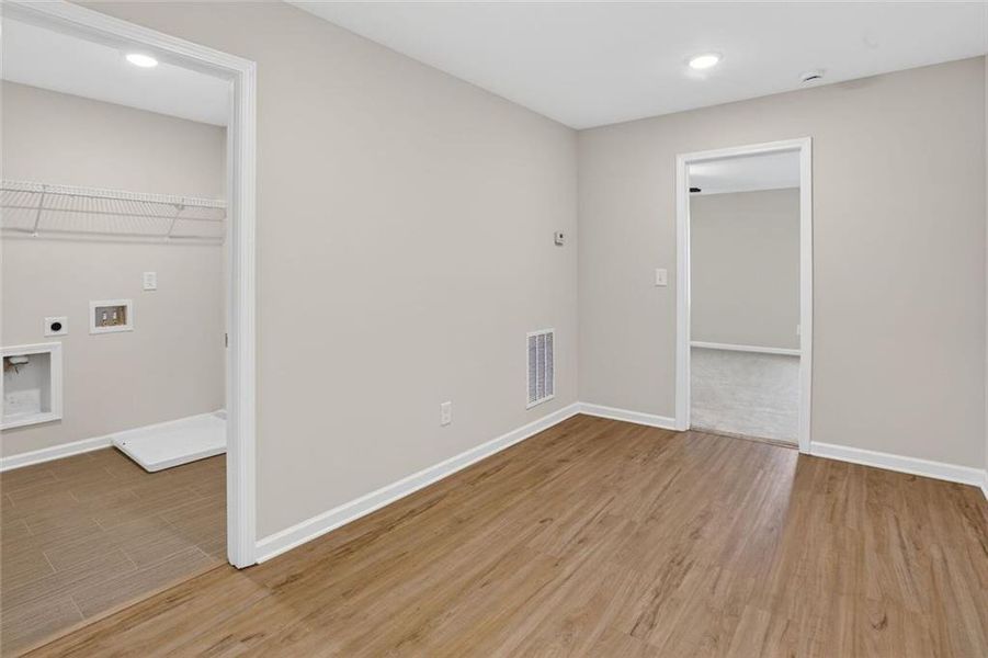 Spacious, unfurnished interior of a new home in , Lawrenceville (Image 22).