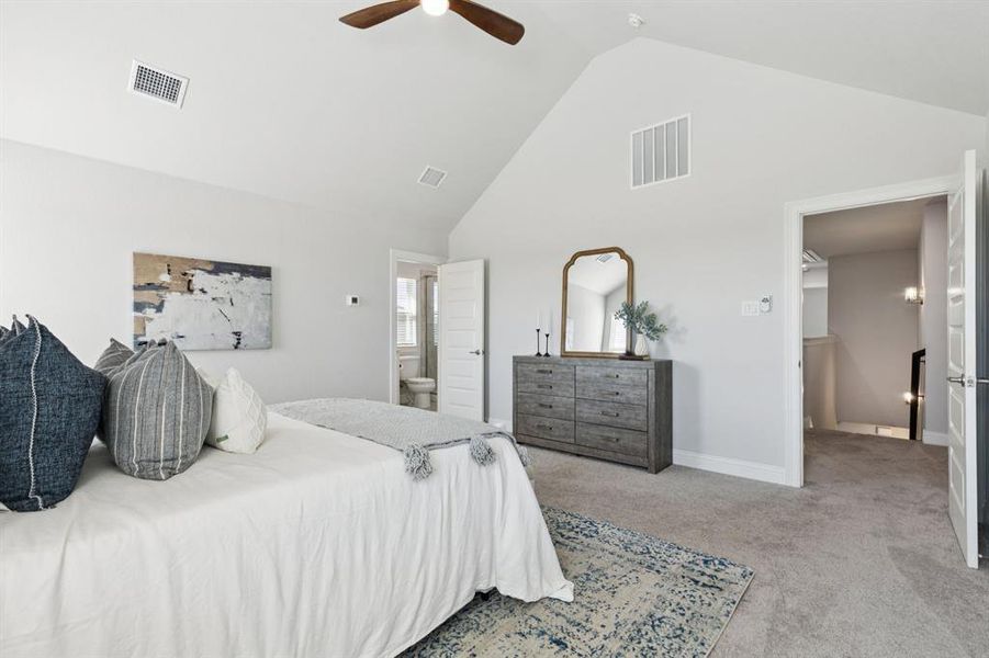 Furnished interior view inside a new home in Lakes of River Trails, Fort Worth (Image 7).