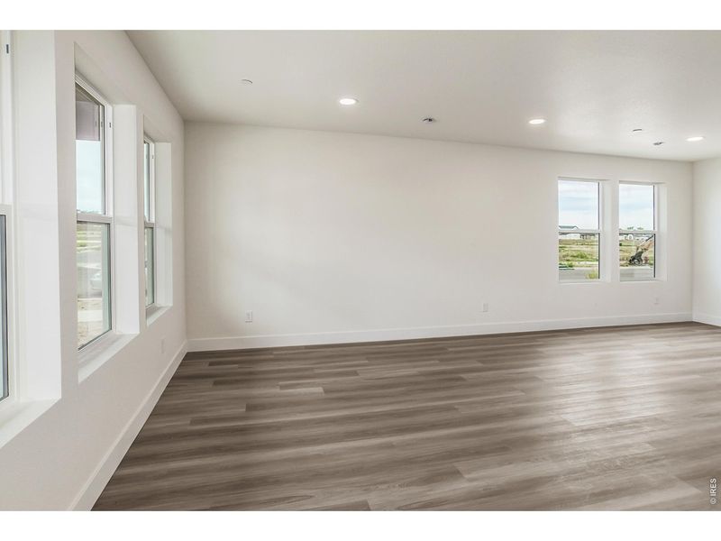 Spacious, unfurnished interior of a new home in Prairie Song, Windsor (Image 21). Spacious, unfurnished interior of a new home in Prairie Song, Windsor (Image 21).