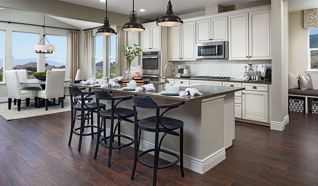 Coronado-SLC-Kitchen/nook (Newman Ranch)