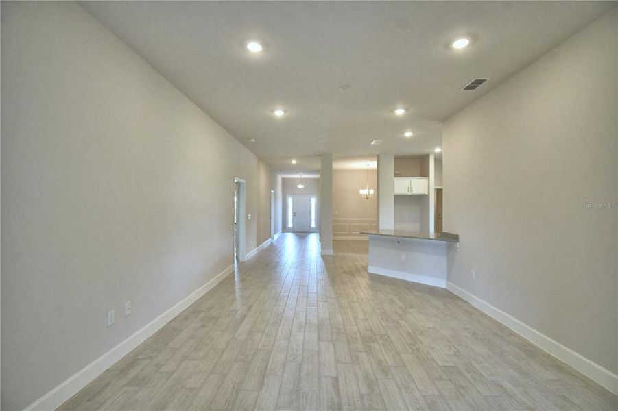Spacious, unfurnished interior of a new home in Cadence Crossing, Auburndale (Image 25). Spacious, unfurnished interior of a new home in Cadence Crossing, Auburndale (Image 25).