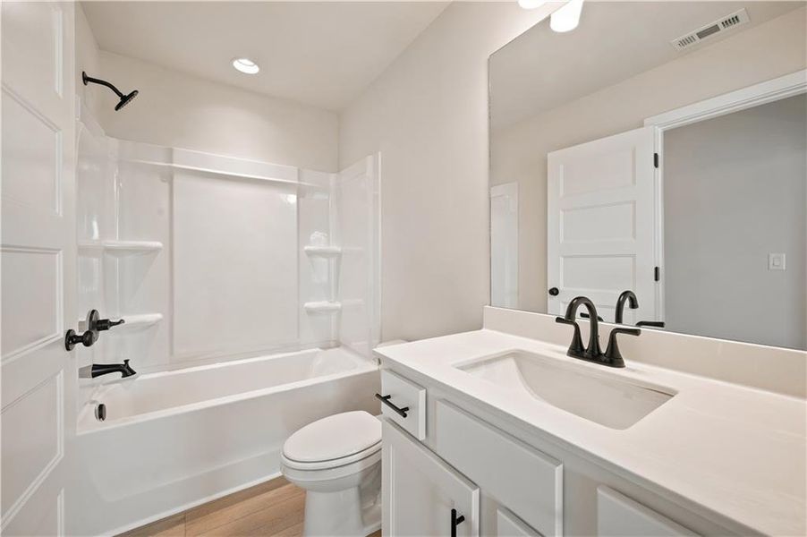 Furnished interior view inside a new home in Mallard’s Landing, Jefferson (Image 14).