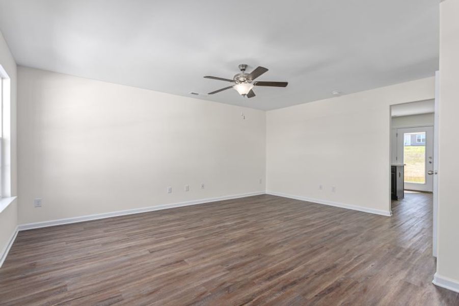 Representative unfurnished interior of a home built from the Dayton by Keystone Homes NC in Avondale, Greensboro (Image 24). Representative unfurnished interior of a home built from the Dayton by Keystone Homes NC in Avondale, Greensboro (Image 24).