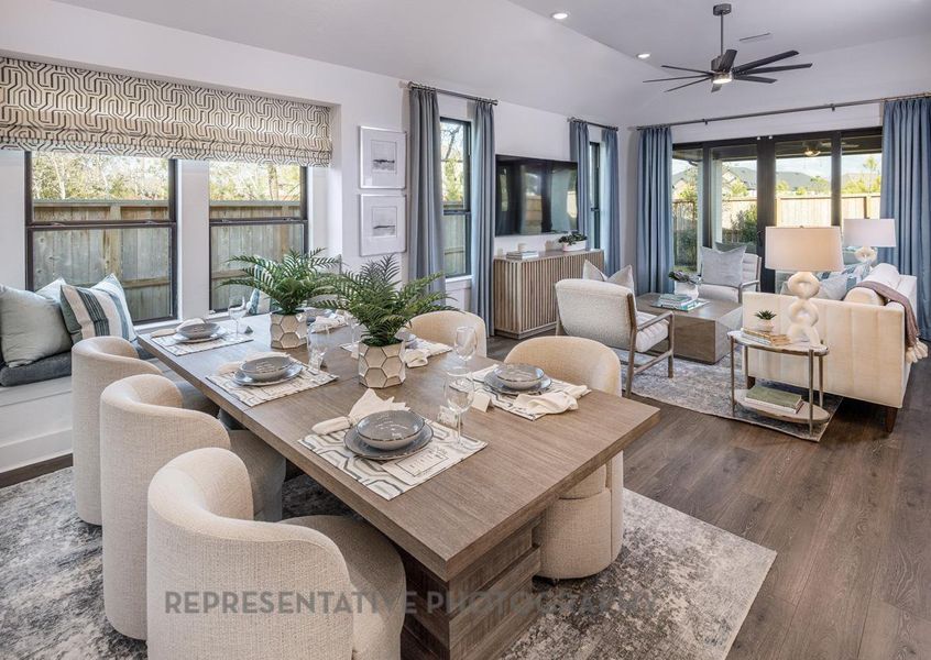 Furnished interior view inside a new home in Riceland: 50ft. lots, Mont Belvieu (Image 25).