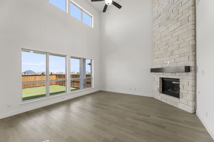 Spacious, unfurnished interior of a new home in Nelson Lake Estates, Rockwall (Image 18).