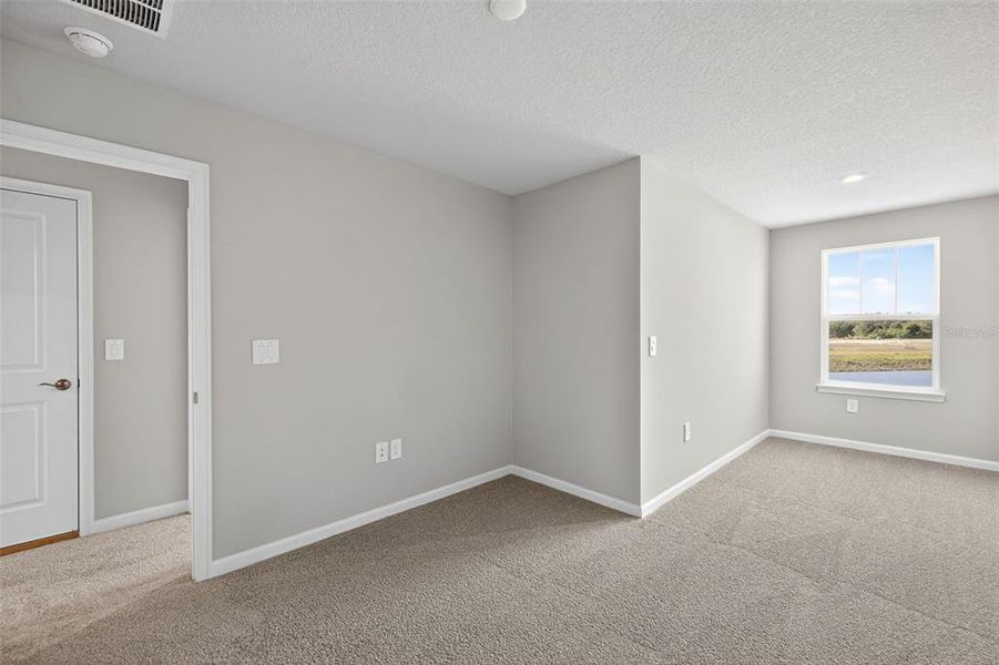 Spacious, unfurnished interior of a new home in Crosswind Ranch, Parrish (Image 21).