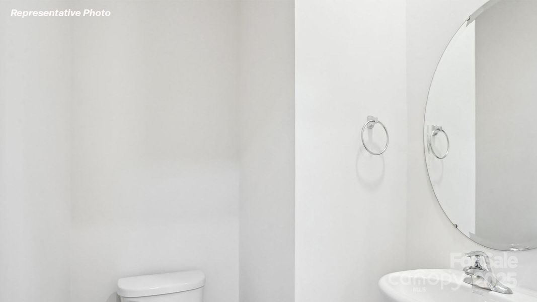 Image 34 of a home in Reedy Creek Preserve.