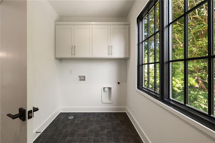 Image 48 of a home in .