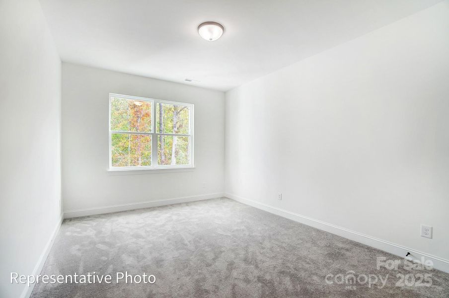 Spacious, unfurnished interior of a new home in The Enclave at Laurelbrook, Sherrills Ford (Image 28).