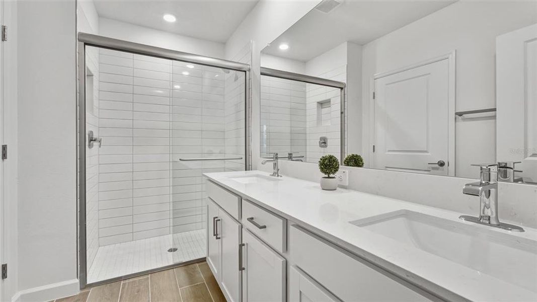 Furnished interior view inside a new home in Mirada Active Adult: Active Adult Lagoon Villas, San Antonio (Image 27). Furnished interior view inside a new home in Mirada Active Adult: Active Adult Lagoon Villas, San Antonio (Image 27).