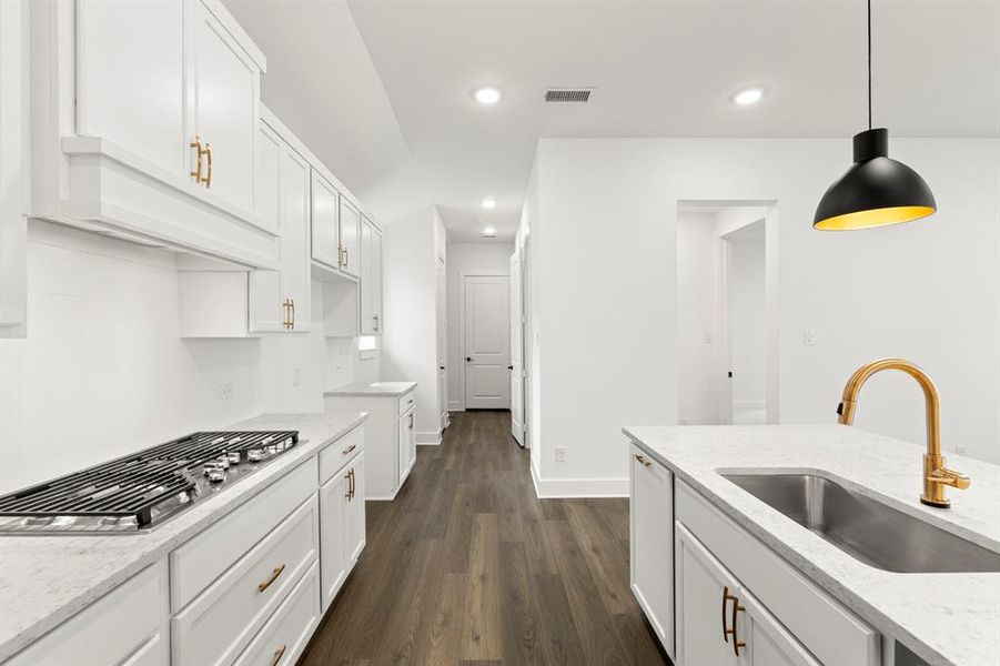 16. 3137 Eddington - Kitchen (3)