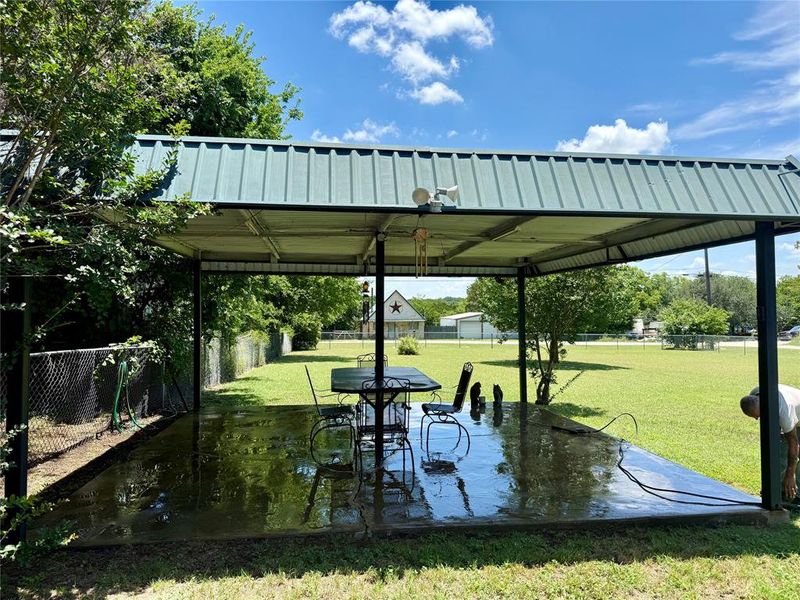 Outdoor living is the best.