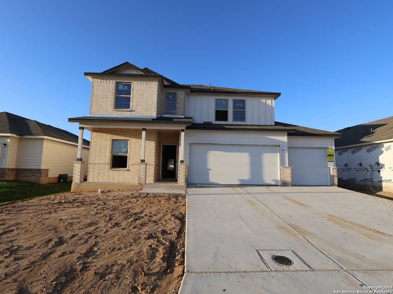 Image 34 of a home in Greenspoint Heights. Image 34 of a home in Greenspoint Heights.