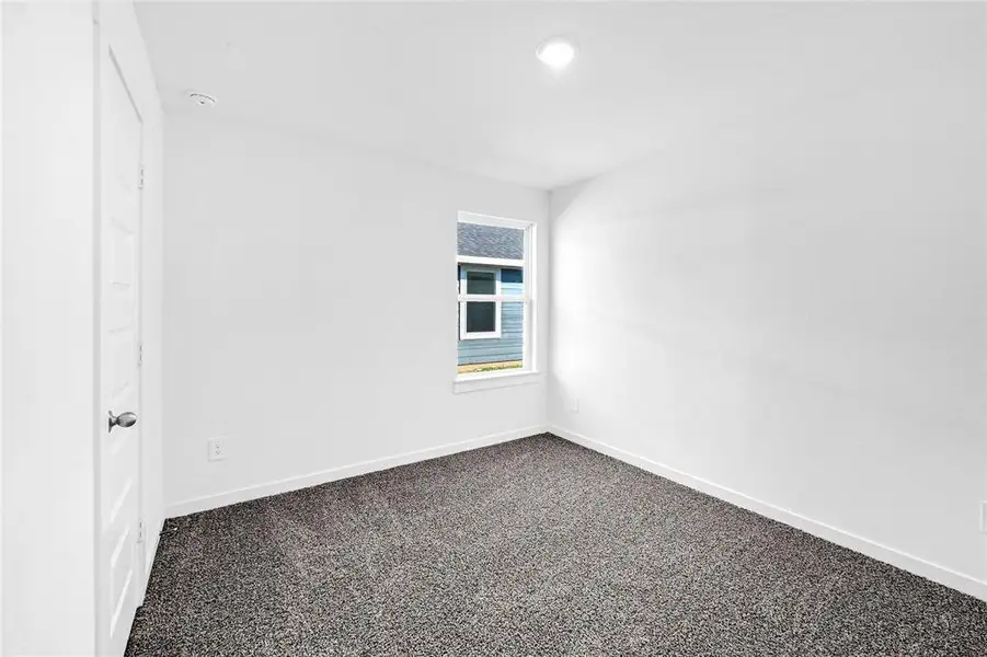Spacious, unfurnished interior of a new home in Tamarron, Fulshear (Image 12). Spacious, unfurnished interior of a new home in Tamarron, Fulshear (Image 12).