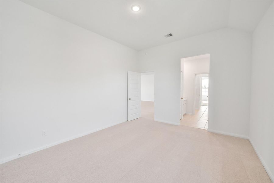 Spacious, unfurnished interior of a new home in Stone Creek Ranch, Hockley (Image 22). Spacious, unfurnished interior of a new home in Stone Creek Ranch, Hockley (Image 22).