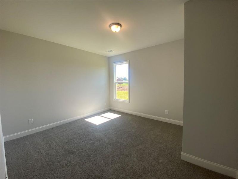 Spacious, unfurnished interior of a new home in , Jefferson (Image 35).