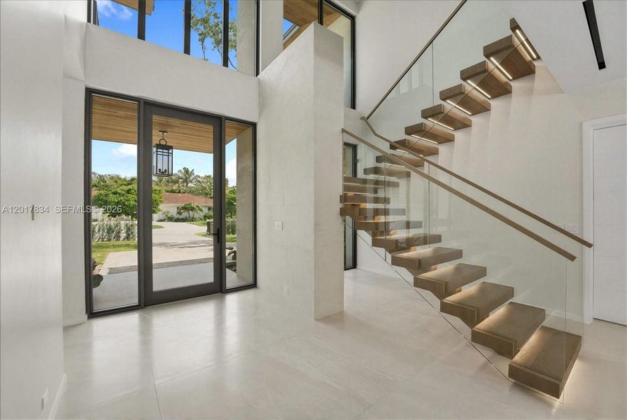 Community amenities in , South Miami (Image 19).