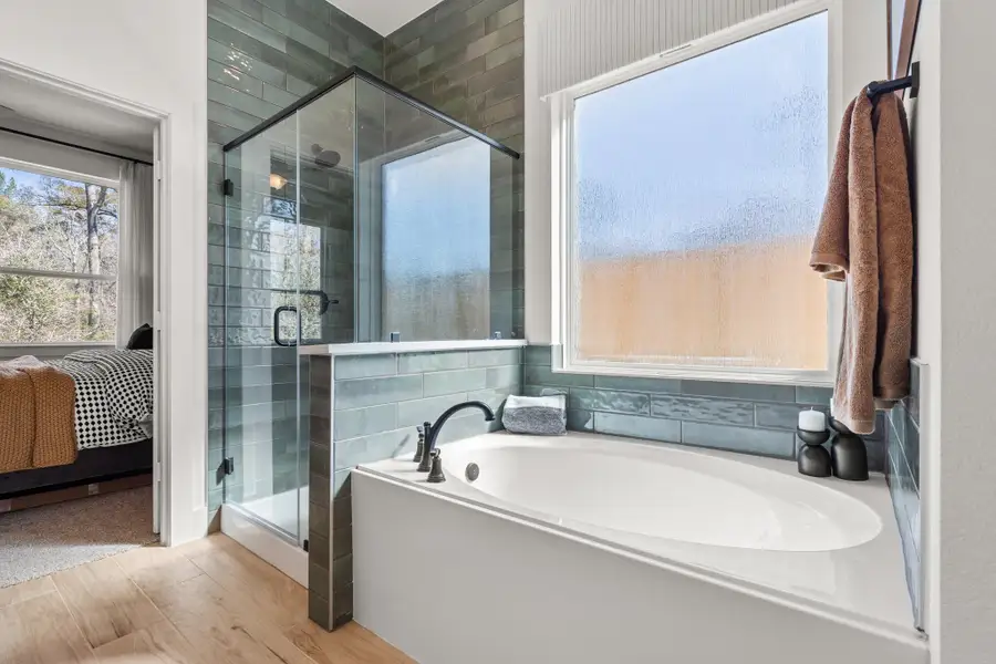 Furnished interior view inside a new home in The Woodlands Hills, Willis (Image 16). Furnished interior view inside a new home in The Woodlands Hills, Willis (Image 16).