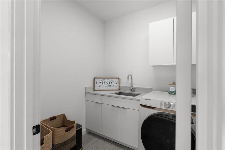 Furnished interior view inside a new home in , Atlanta (Image 37).