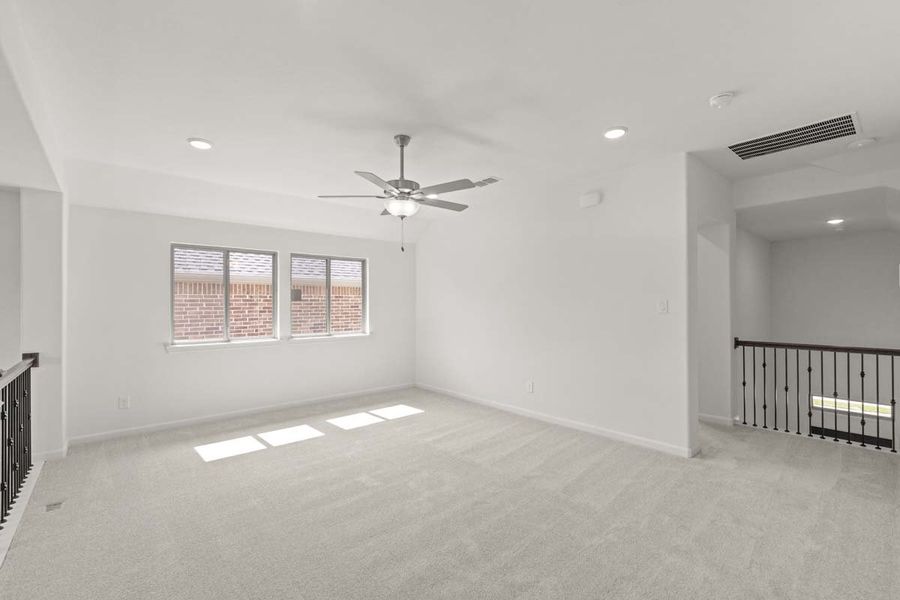 Spacious, unfurnished interior of a new home in Meadow Run, Melissa (Image 33).