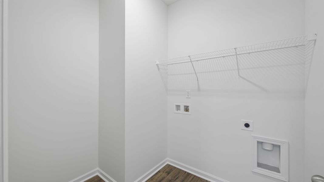 Spacious, unfurnished interior of a new home in Catlett Cove, Knoxville (Image 29).