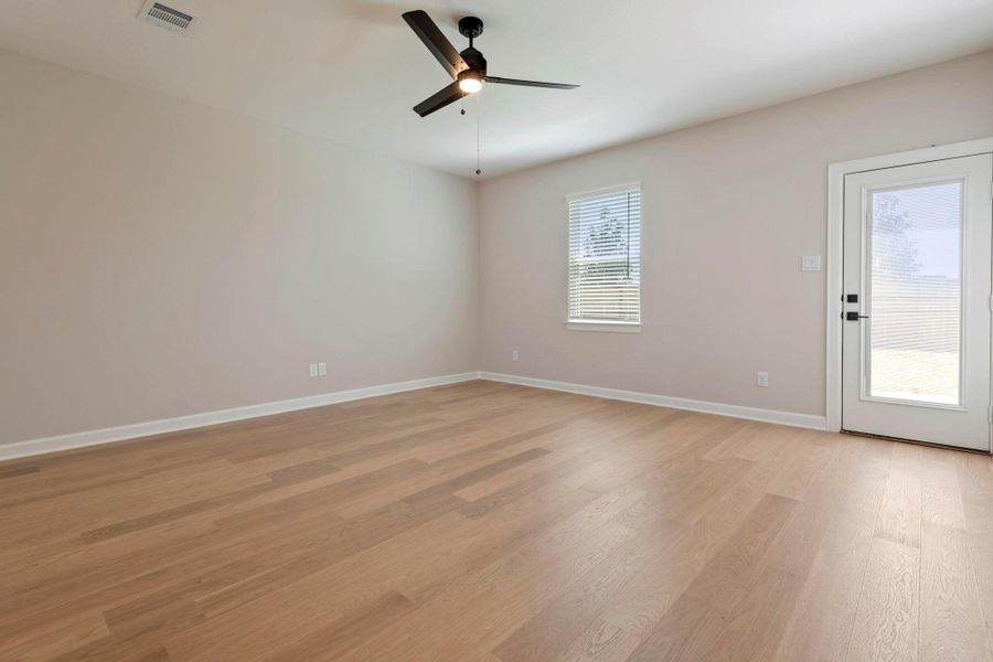 Spacious, unfurnished interior of a new home in Emberly, Beasley (Image 20).