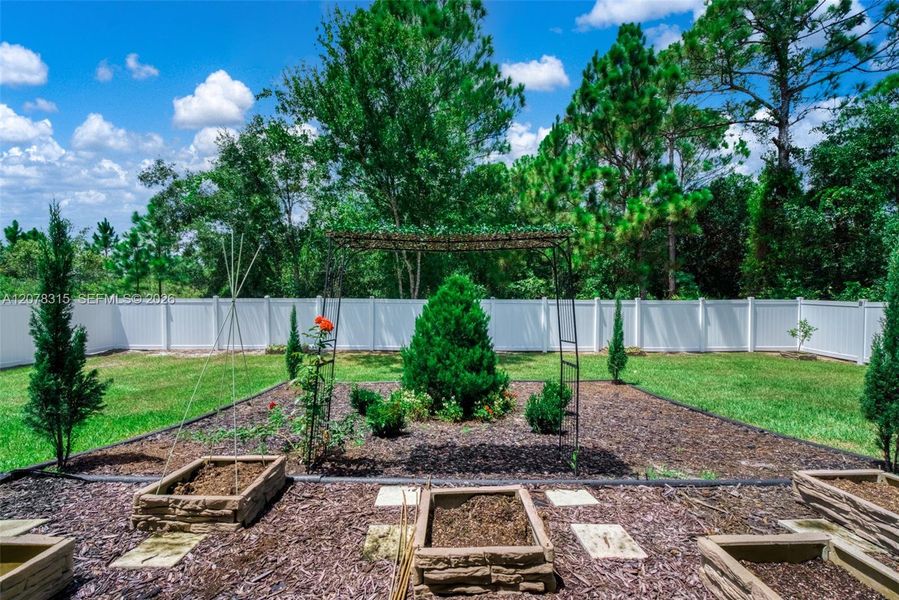 Community amenities in , Sebring (Image 55).