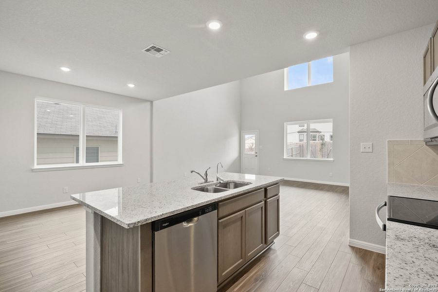 Furnished interior view inside a new home in Cinco Lakes, San Antonio (Image 8).