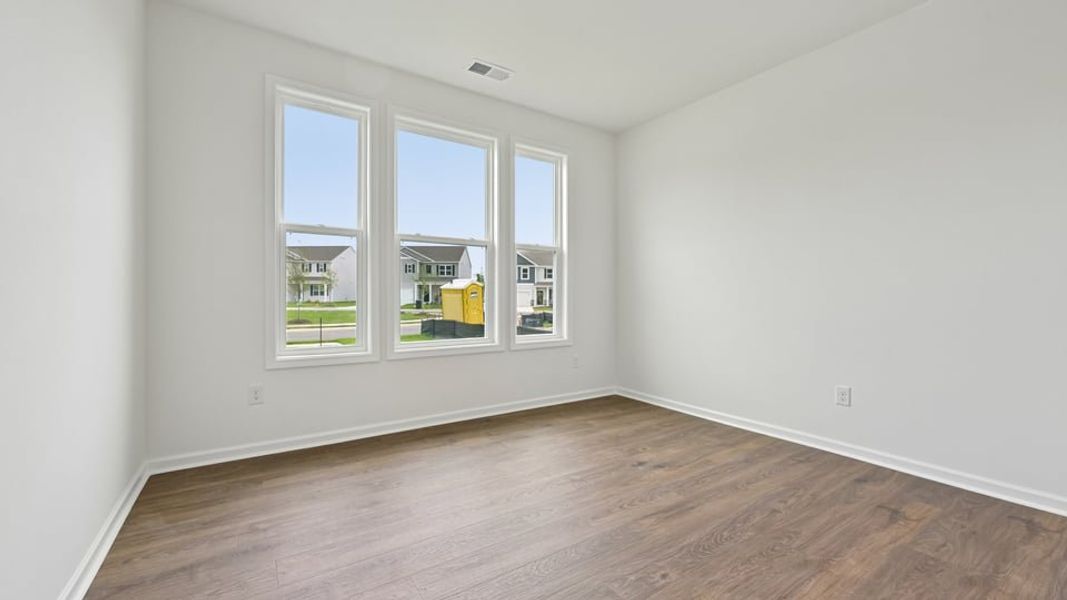Representative unfurnished interior of a home built from the Bristol by D.R. Horton in The Villas at Martin Farms, Aberdeen (Image 25).