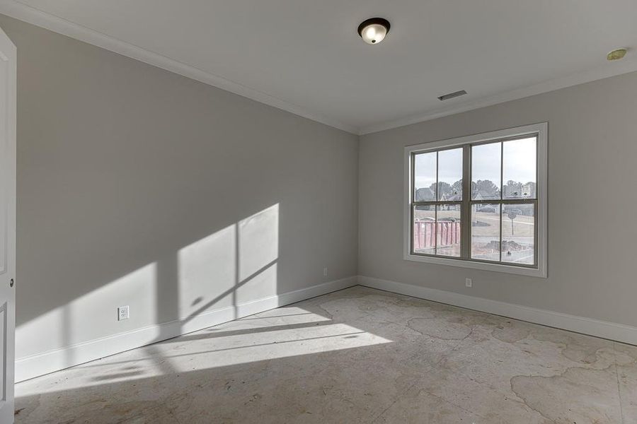 Spacious, unfurnished interior of a new home in , Jefferson (Image 4).