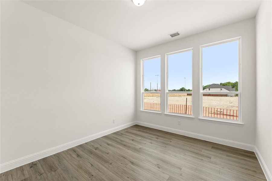 Spacious, unfurnished interior of a new home in Milrany Ranch, Melissa (Image 29). Spacious, unfurnished interior of a new home in Milrany Ranch, Melissa (Image 29).