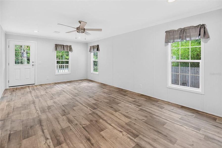 Spacious, unfurnished interior of a new home in , Brooksville (Image 20).