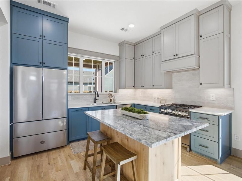 Furnished interior view inside a new home in , Midlothian (Image 33).
