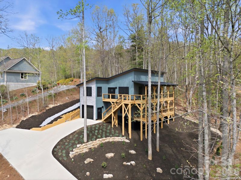 Community amenities in , Hendersonville (Image 20).