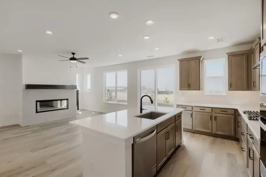 7923 Polson - Kitchen