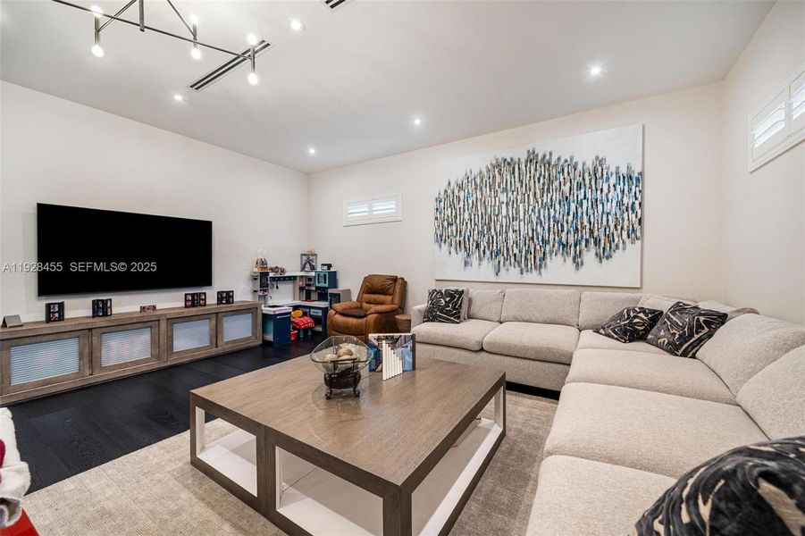 Furnished interior view inside a new home in , Pinecrest (Image 56). Furnished interior view inside a new home in , Pinecrest (Image 56).