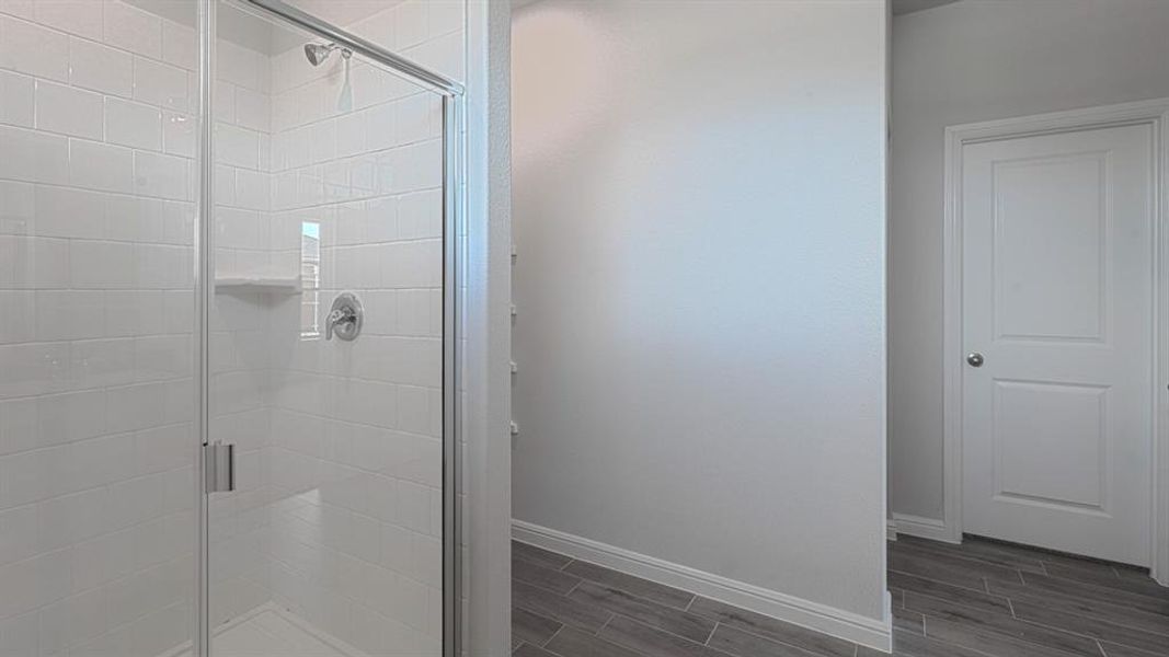 Spacious, unfurnished interior of a new home in Springhill South, Boyd (Image 18).