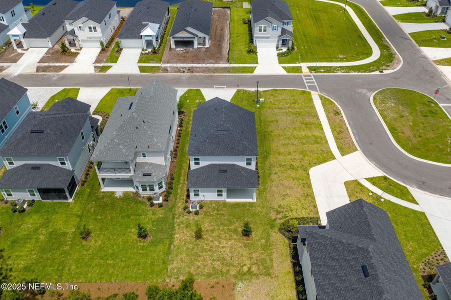 Image 63 of a home in Beacon Lake.