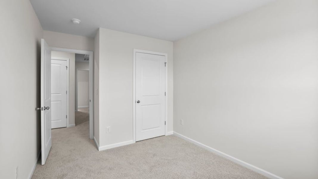 Spacious, unfurnished interior of a new home in Covington Village, Greer (Image 32).