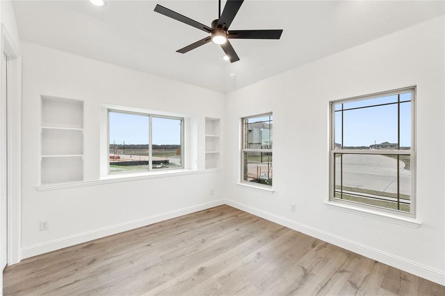 Spacious, unfurnished interior of a new home in Stone River Glen 60s, Royse City (Image 17).