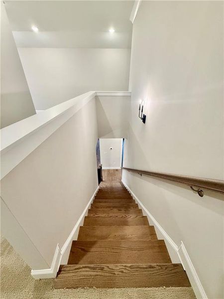 Spacious, unfurnished interior of a new home in , Waleska (Image 14).