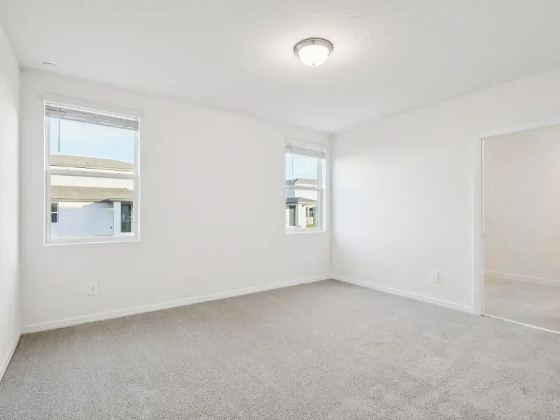 Spacious, unfurnished interior of a new home in Wynnstone - Signature Series, Davenport (Image 11). Spacious, unfurnished interior of a new home in Wynnstone - Signature Series, Davenport (Image 11).