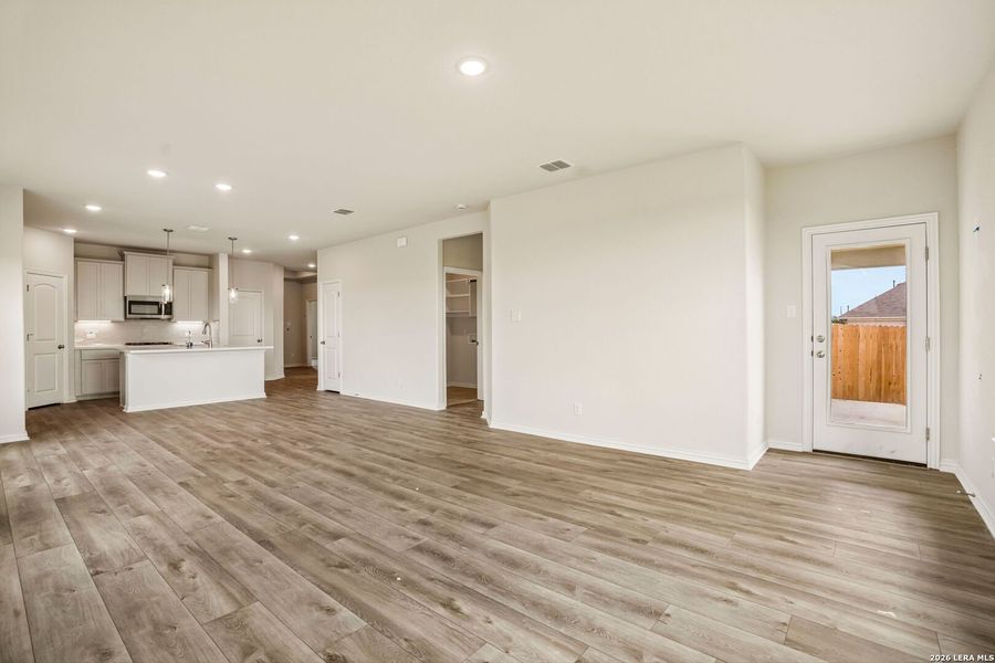 Spacious, unfurnished interior of a new home in Prairie Green, Converse (Image 22).