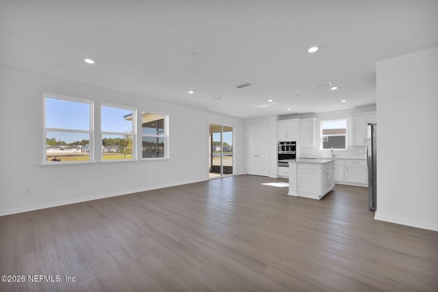 Spacious, unfurnished interior of a new home in , St. Augustine (Image 14).