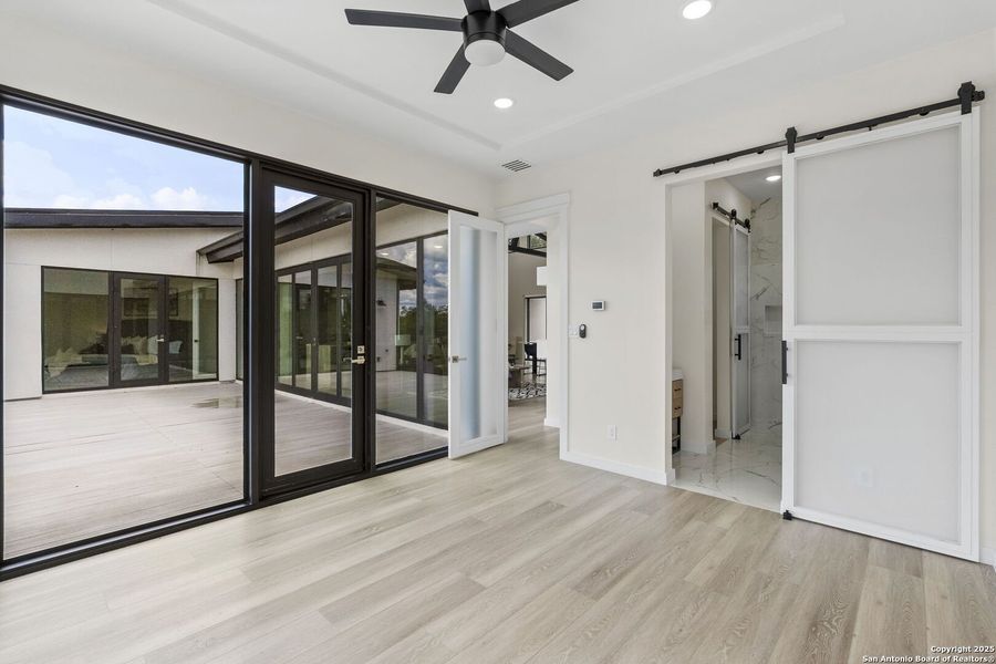 Image 43 of a home in .